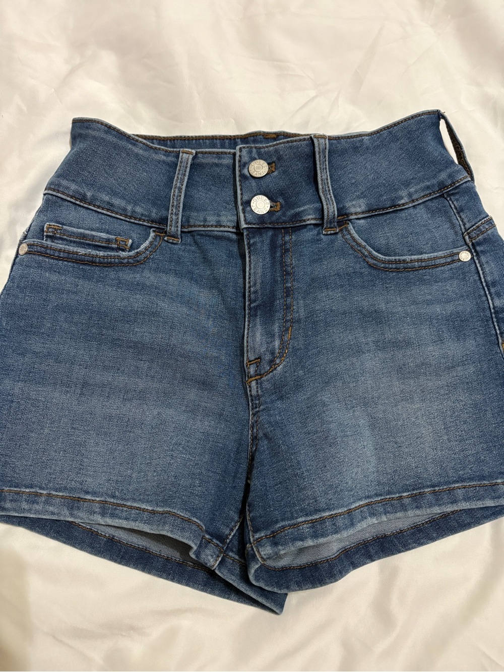 Guess Double-Button High-Rise Jean Shorts in Medium Blue